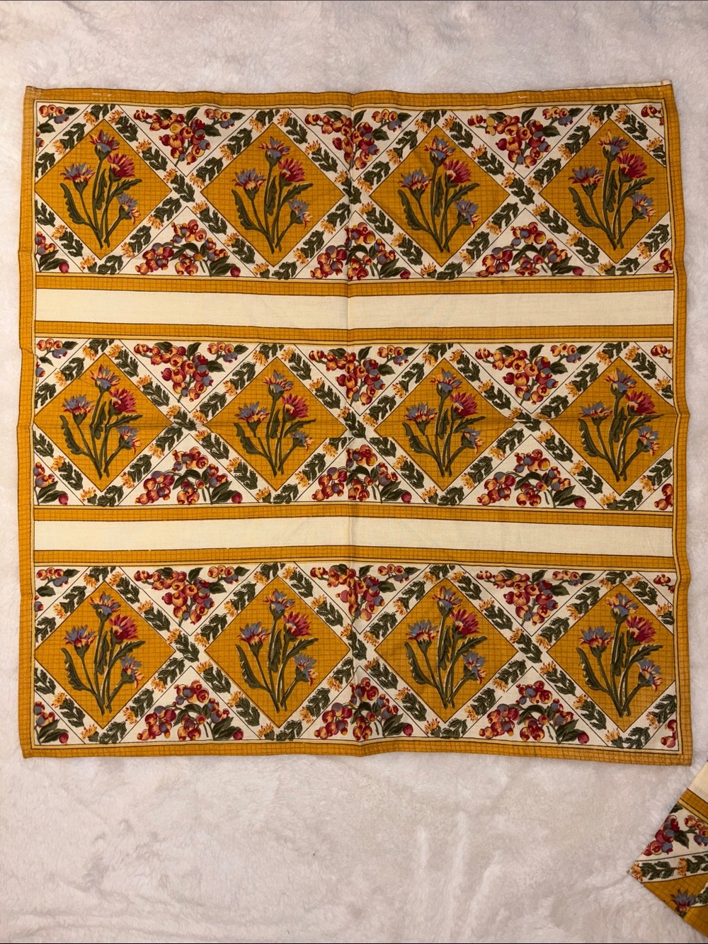 April Cornell French Provenance Floral Napkins Color: Mustard/Red/Green Set of 4